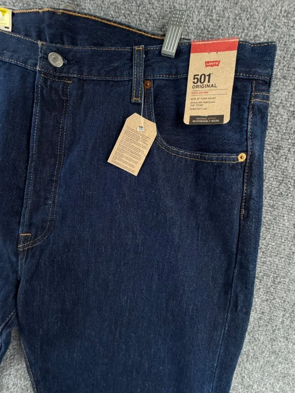 NWT Levis 501 Jeans Men 4232 Straight Leg Button Fly Dark Wash Classic Red Tab